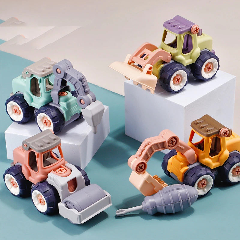 Build & Play Engineering Trucks