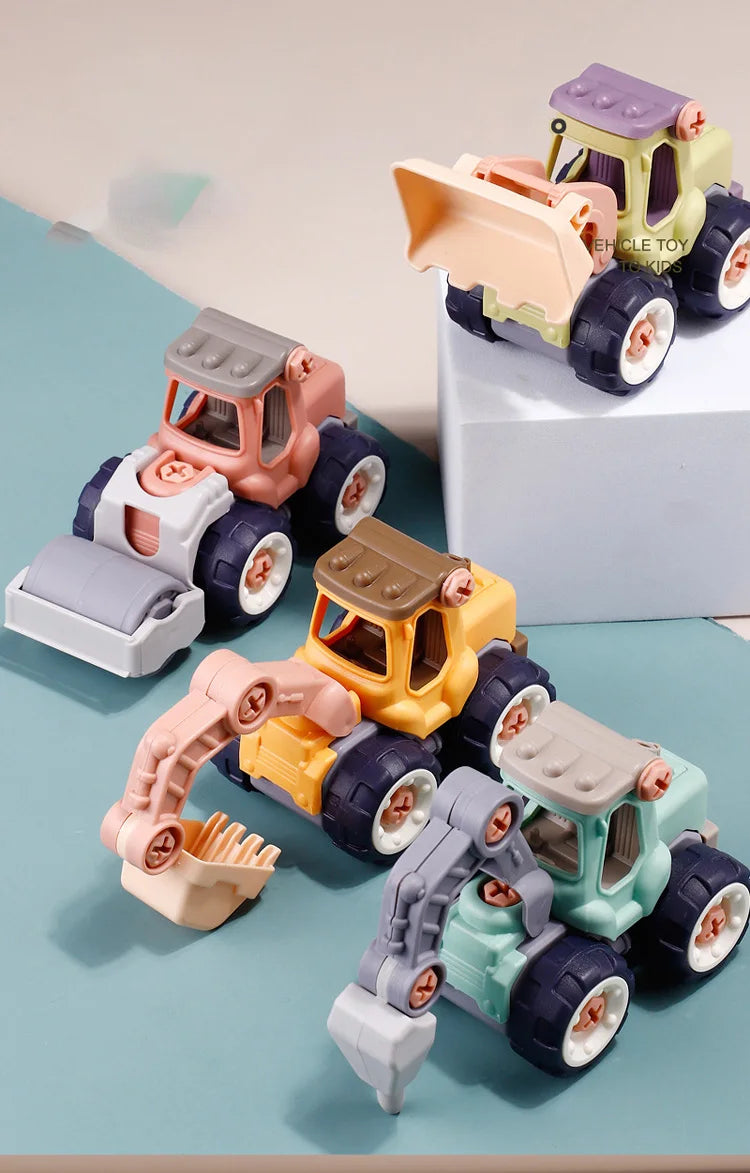 Build & Play Engineering Trucks