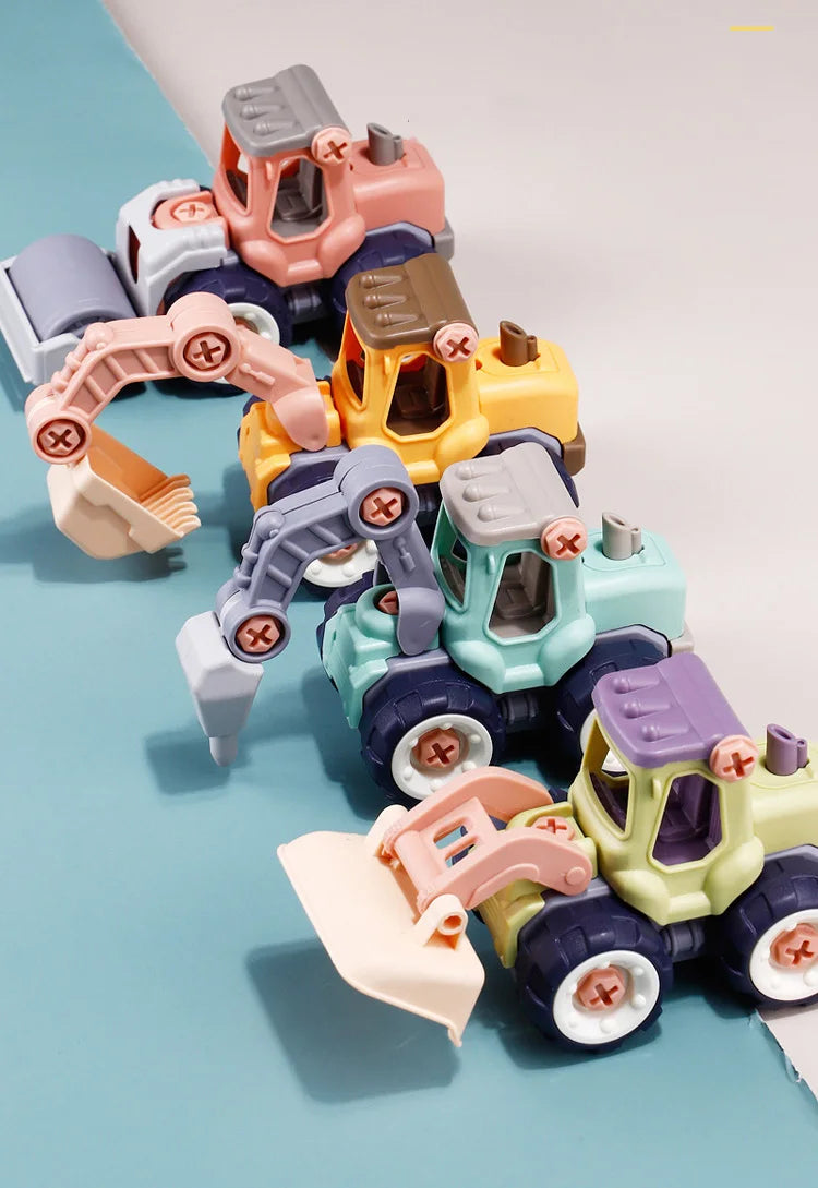 Build & Play Engineering Trucks